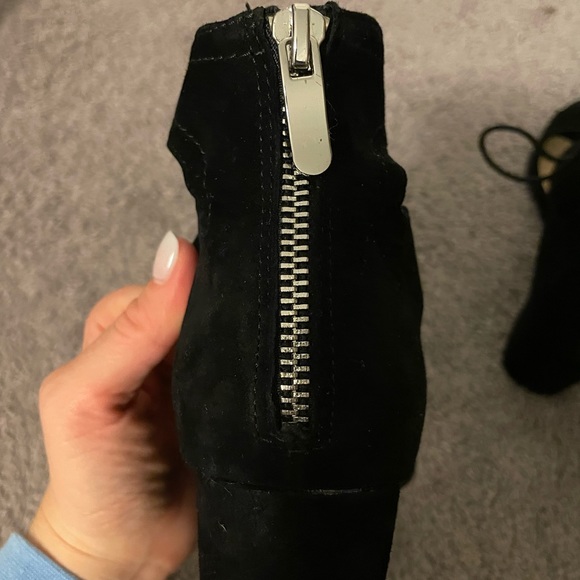 Chinese Laundry Women's Raja Wedge Sandal 8.5 EUC black - Picture 6 of 11